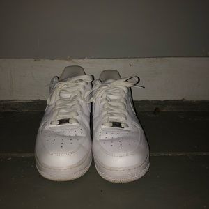 NIKE AIR FORCE 1 WHITE